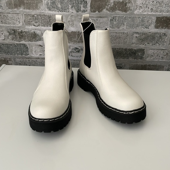 Sincerely Jules White Chelsea Boots Women’s size 7.5 Fairy Grunge Y2K - Picture 1 of 10